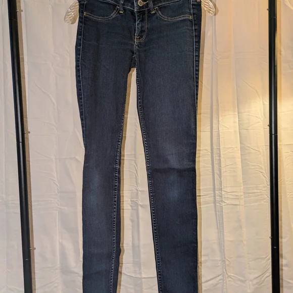 Hollister Women's Deep Indigo Skinny Jeans - Picture 1 of 3